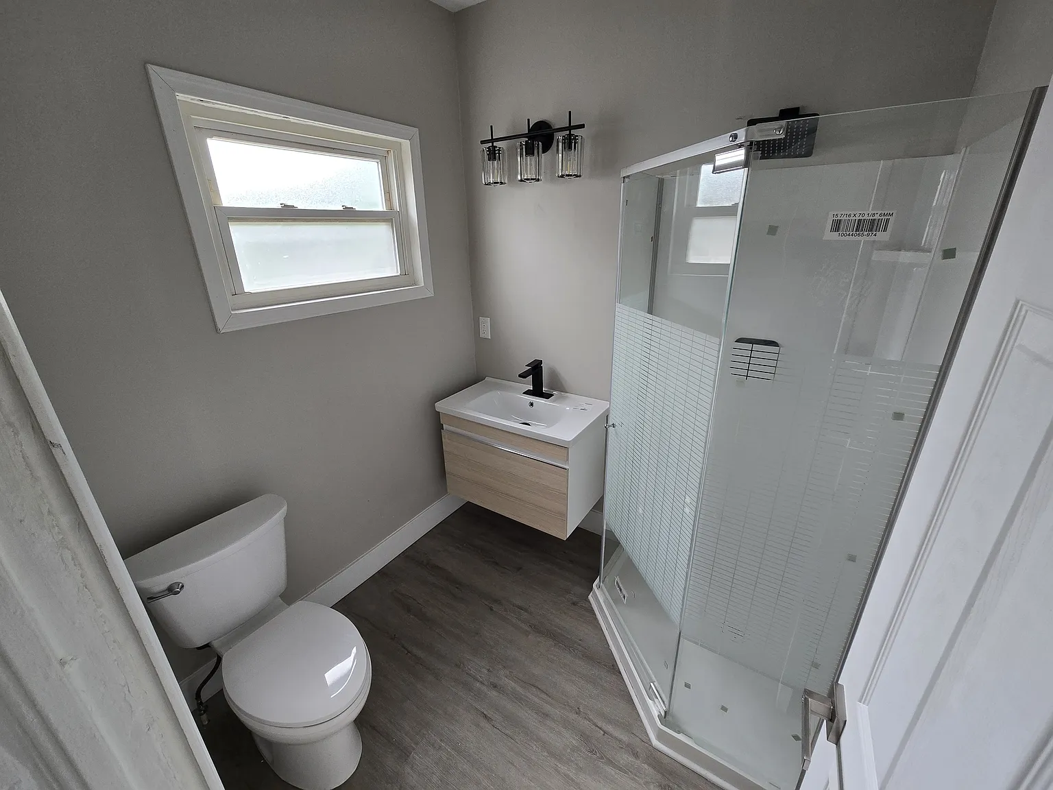 3 bed, 914 sqft, $1,250 — Photo 4