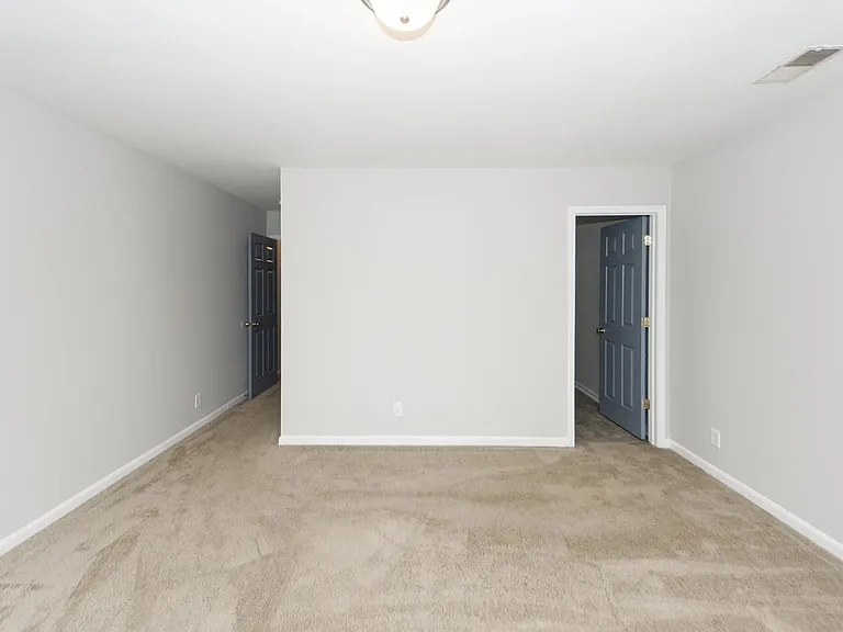 1218 Vistiana Dr — Photo 62