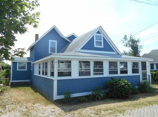 16 Pleasant Ave, Wareham, MA 02571