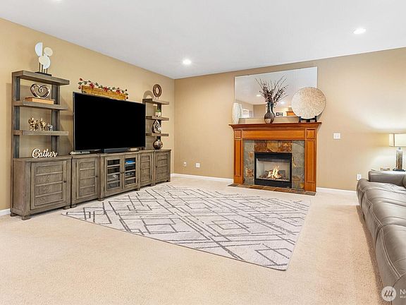 3rd image of 14600 36th Avenue SE