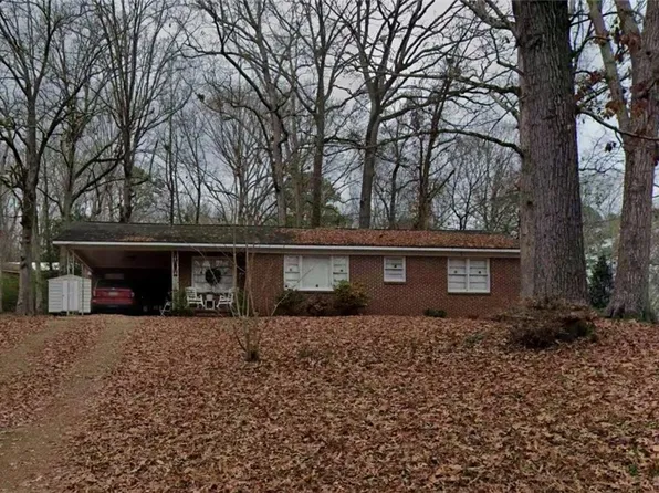 4534 River Oak Dr, Northport, AL 35473