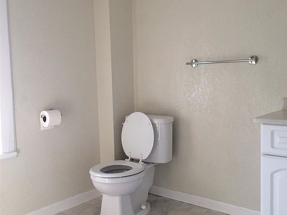 5th image of 205 Evart St