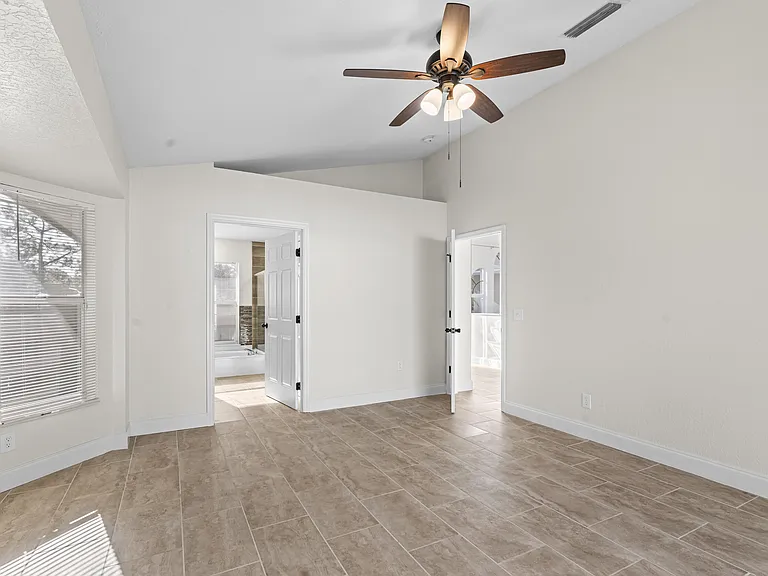 2141 SW Bayshore Blvd — Photo 27