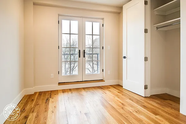 Rented by MySpaceNYC | media 16