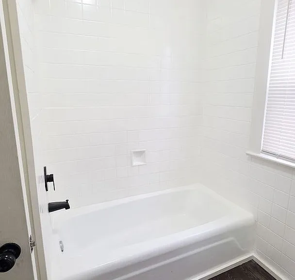 1512 W College St — Photo 14