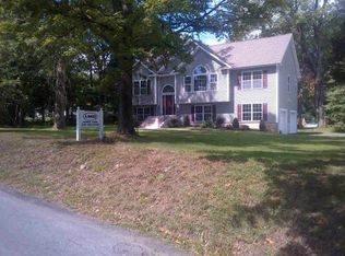1 Ervin Dr, Wappingers Falls, NY 12590