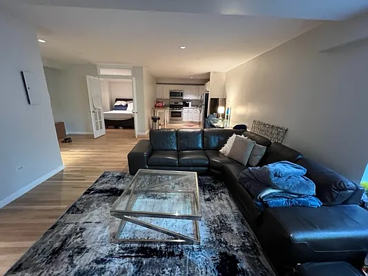 Rented by Corcoran | media 11