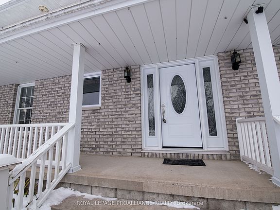 3rd image of 61 Sills Rd