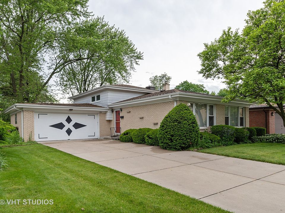 1st image of 210 N Kaspar Ave