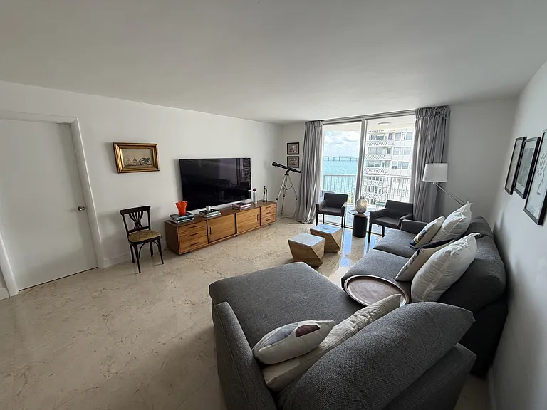 1420 Brickell Bay Dr #1108 — Photo 14