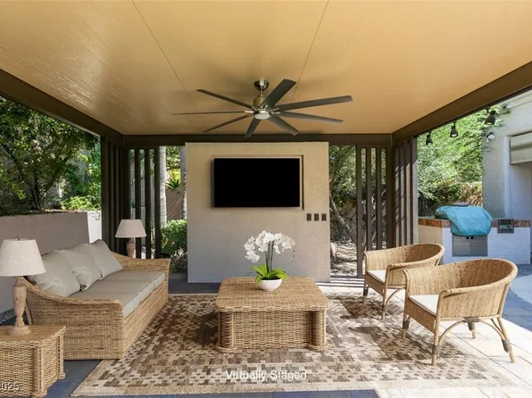 213 Villa Borghese St, Las Vegas, NV 89138