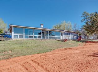 10775 Elm St, Hinton, OK 73047