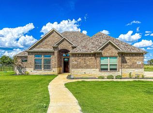 9817 Terry Meadows Ln, Grandview, TX 76050
