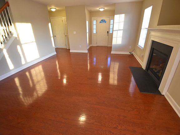 2nd image of 4193 Broadstairs Dr SW
