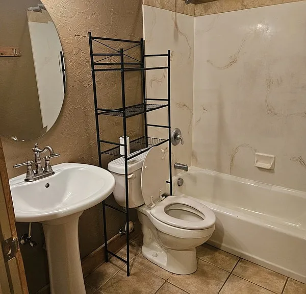 9702 N 6670 W — Photo 9