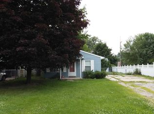 702 N Harris Rd, Ypsilanti, MI 48198