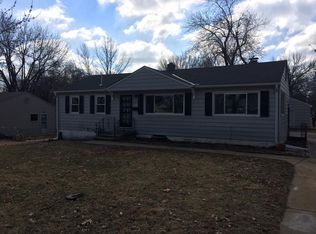 1001 Skyline Dr, Grandview, MO 64030