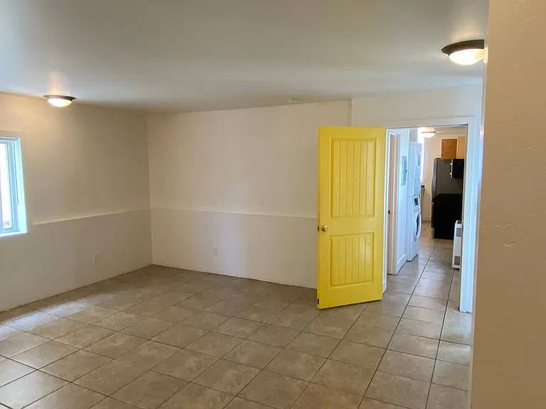 6569 Del Playa Dr — Photo 16