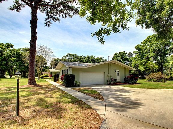4th image of 1724 Long Bow Ln