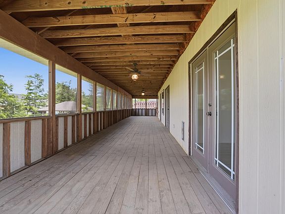 5th image of 3701 Davis Rd