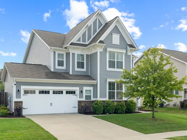 7811 Ringtail Cir, Zionsville, IN 46077