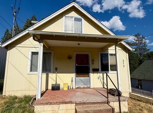 272 Walnut St, Weed, CA 96094