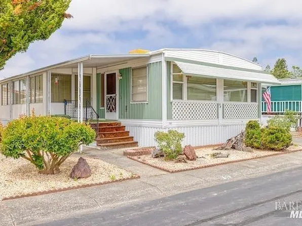 98 Shamrock Circle, Santa Rosa, CA 95403