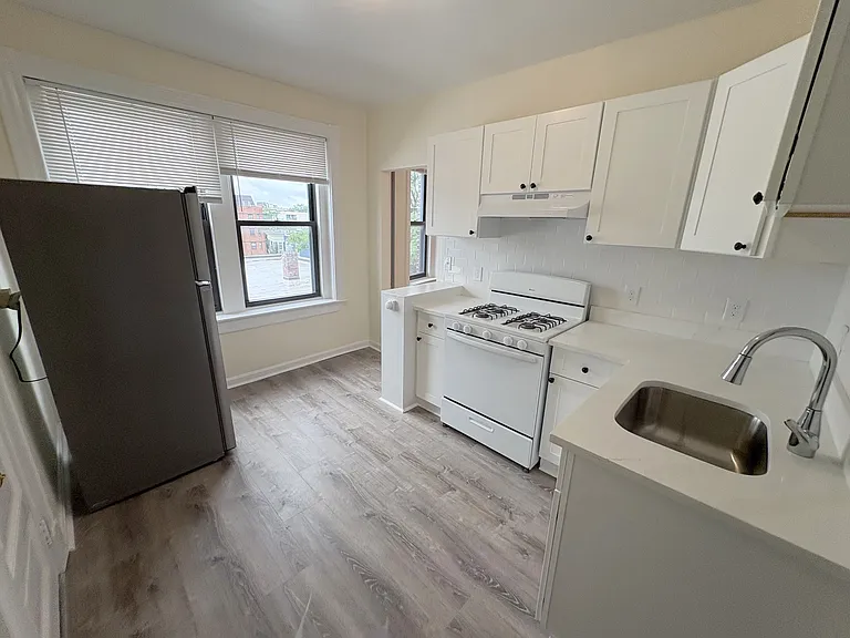 885 Massachusetts Ave #14 — Photo 5