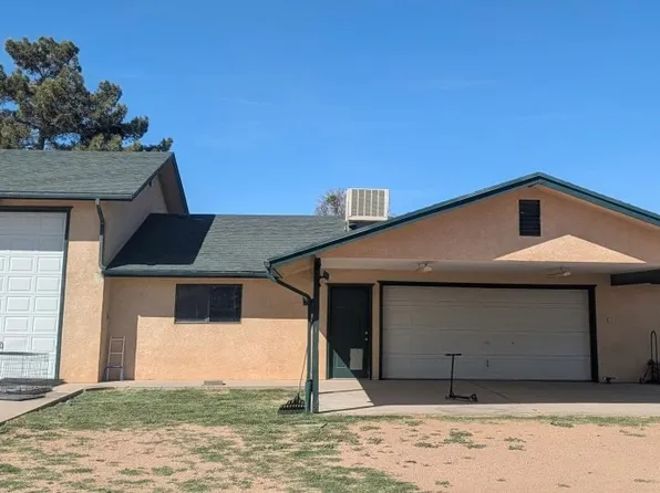 3910 N Rainbow Dr, Kingman, AZ 86409