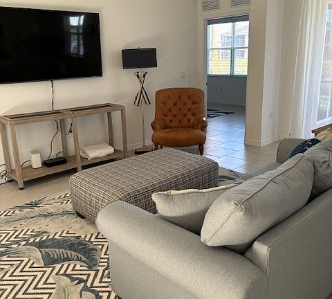 4th image of 5739 Oakmont Ct Unit 1-8412