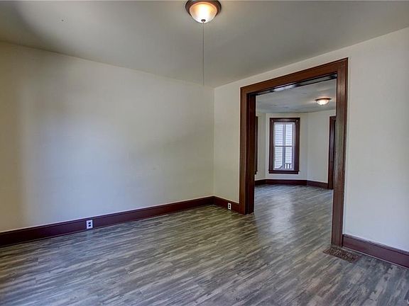 5th image of 1617 S Park Ave