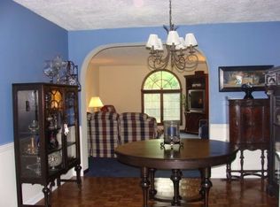 5765 Greentree Rd, Lebanon, OH 45036