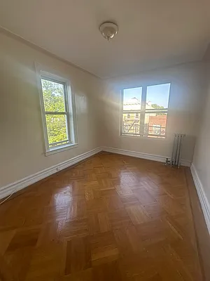 Rented by Remax Real Estate Professionals | media 4