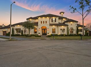 213 Los Frailes Dr, Friendswood, TX 77546