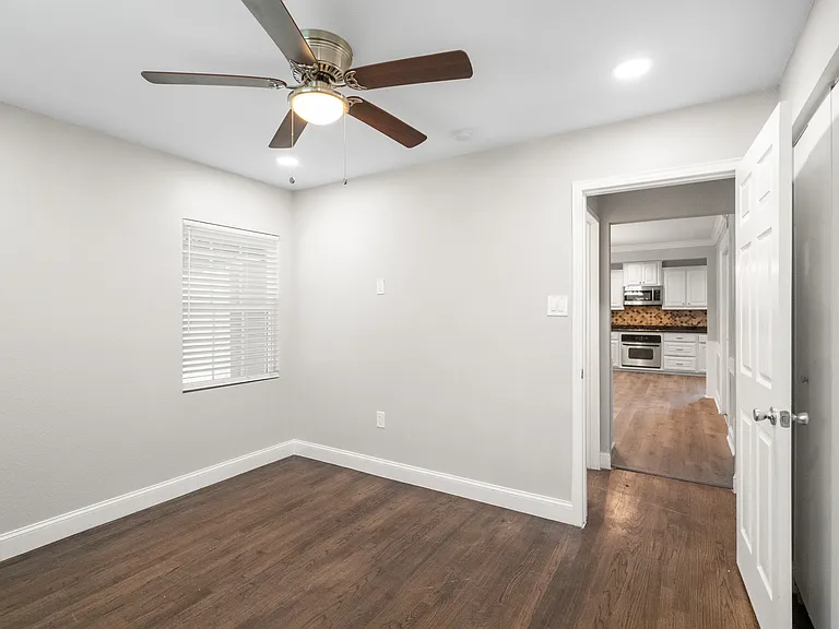 10403 Sandra Lynn Dr — Photo 10