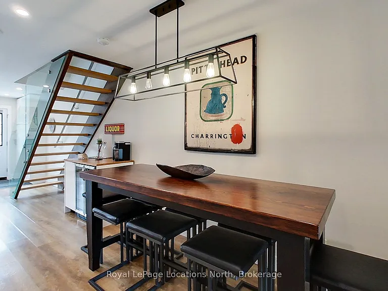 139 Lakeshore Rd E #6 — Photo 14