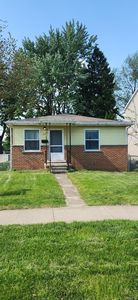 358 Massoit St, Clawson, MI, 48017