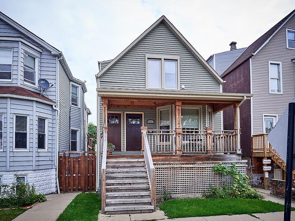 1st image of 3729 N Sacramento Ave #2