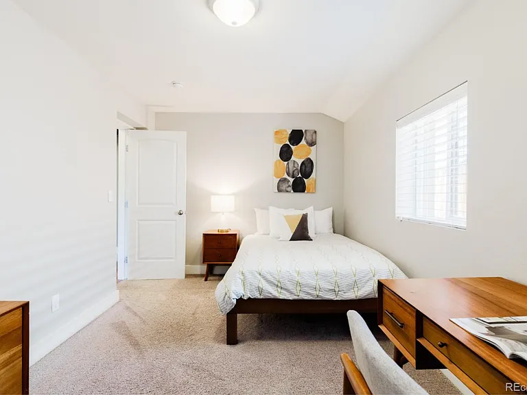 2905 Poplar St — Photo 16