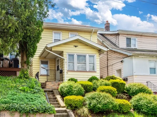 34 Glover Ave, Woodland Park, NJ 07424