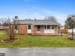 111 Earl St, Boiling Springs, PA 17007