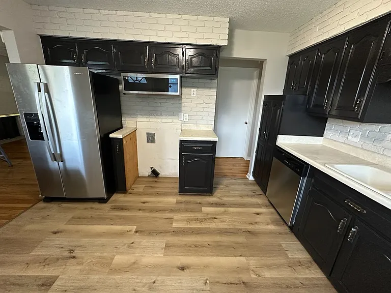 4212 Valley Cir — Photo 11