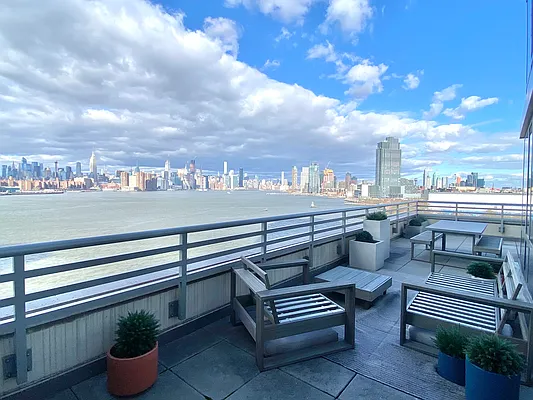 Rented by NY Living Solutions | media 2