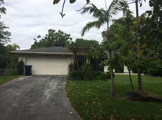 8485 SW 181st Ter, Palmetto Bay, FL 33157