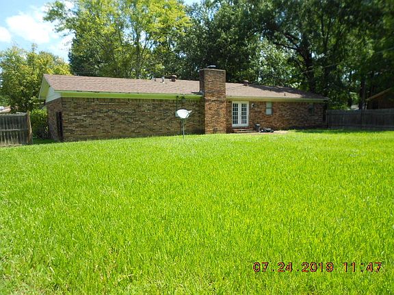 2nd image of 2605 W East St