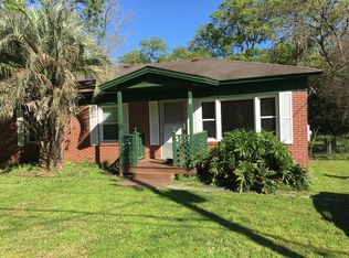 5 Gay Dr, Beaufort, SC 29907