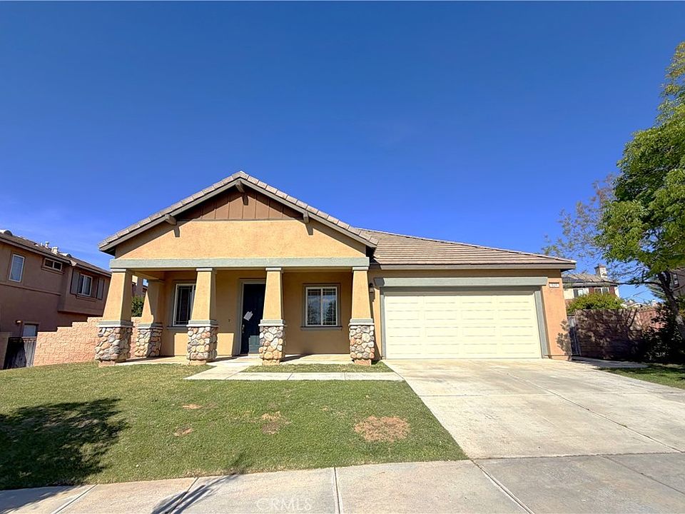 1st image of 524 Trefoil Ct