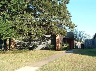 516 W Ridge Dr, College Station, TX 77845
