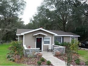 3rd image of 4180 NW 13th Ter