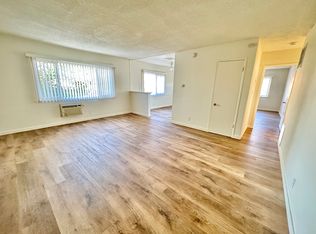 15832 Vanowen St APT 5, Van Nuys, CA 91406